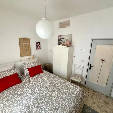 Almasol Bed & Breakfast 3*
